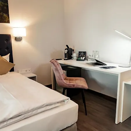 Seehotel Am Tankumsee 4*