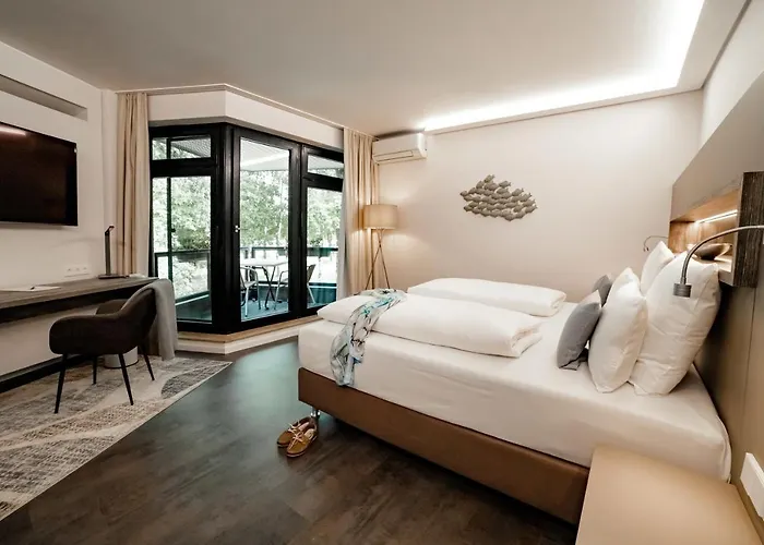 Seehotel Am Tankumsee 伊森比特尔